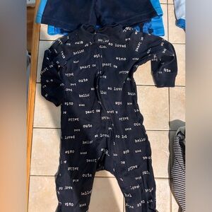 Assorted clothes baby 6/9/12x